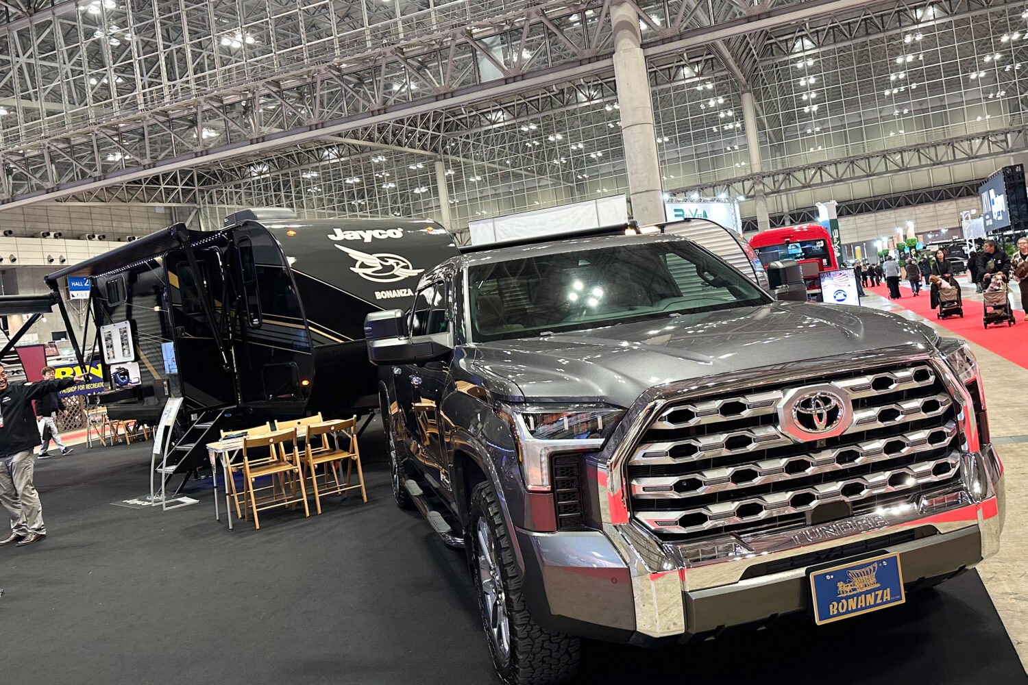 ジャパンキャンピングカーショーに行って来ました！